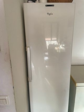Nevera Whirlpool Blanca