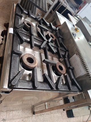Cocina Industrial 4 Fuegos + Horno
658746091