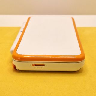 Nintendo 2DS XL Bianco Arancione