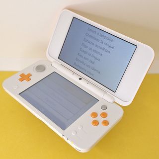 Nintendo 2DS XL Bianco Arancione