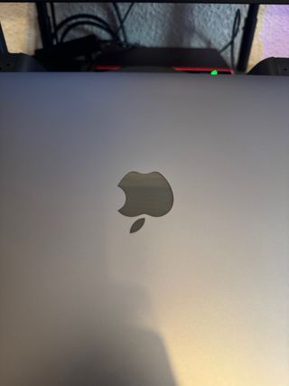 MacBook Pro 13” 2020 1TB 16GB i5