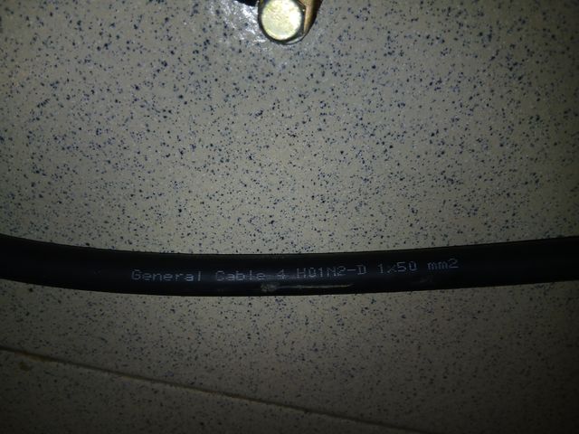 Conexiones para 4 Baterías Solares,AGM,ácido...