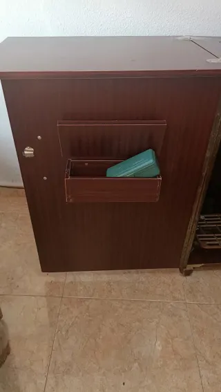 Máquina de coser Refrey