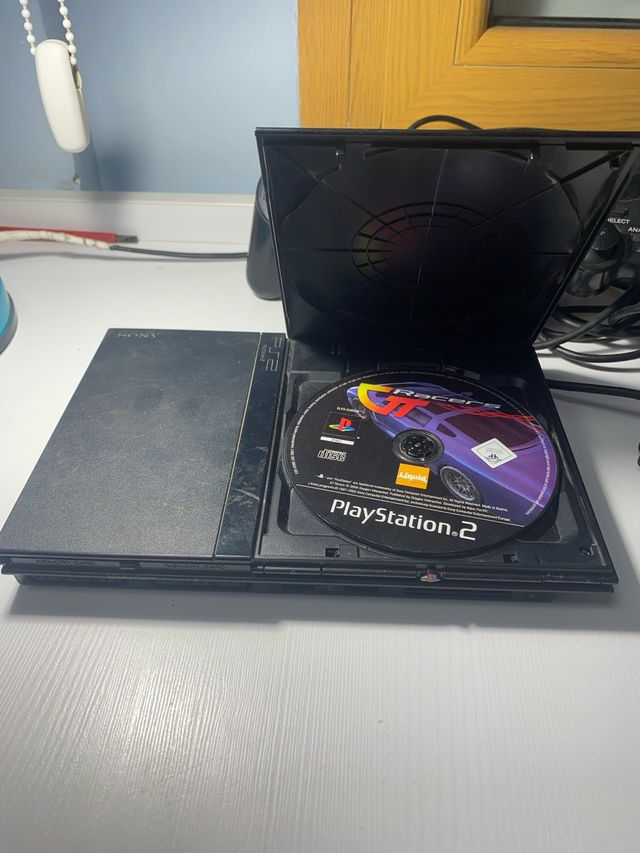 PlayStation 2 Slim más complementos