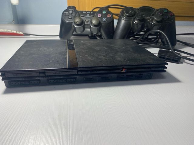 PlayStation 2 Slim más complementos