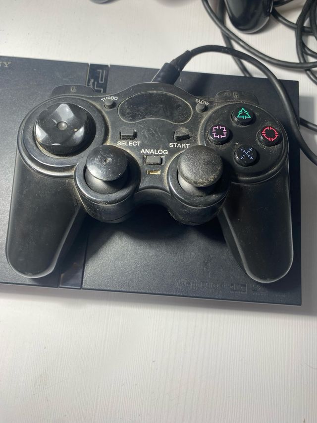 PlayStation 2 Slim más complementos