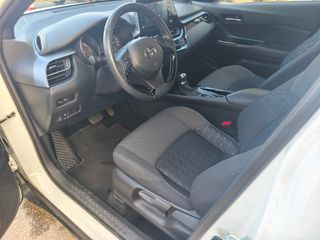 Toyota C-HR 2021