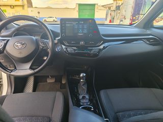 Toyota C-HR 2021