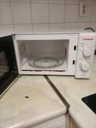 Microondas blanco Corbero