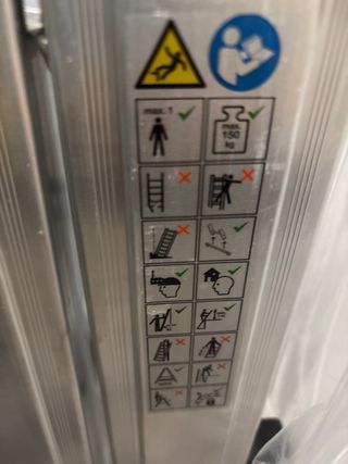 Escalera aluminio plegable