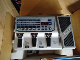 Pedalera multiefectos Boss ME-20