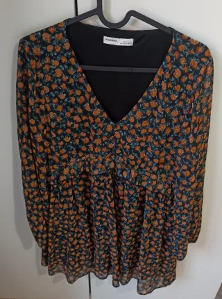 Vestido floral Pull&Bear XS