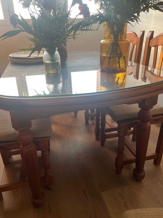 Mesa de comedor de madera maciza  extensible