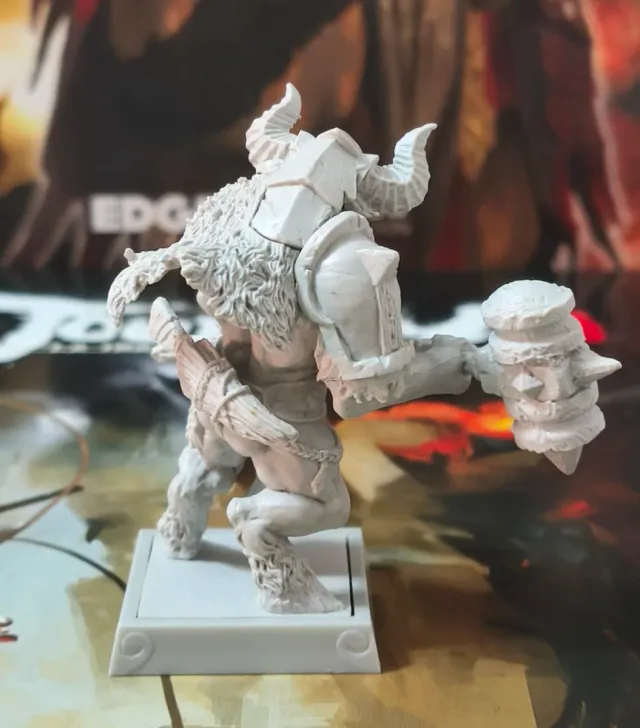 Miniatura Guerrero General Toro Borrack