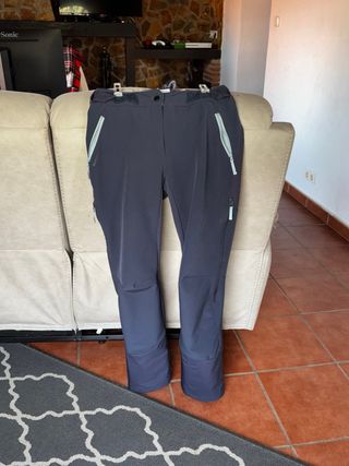 Pantalón técnico Quechua SH500 mujer