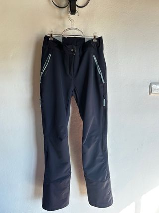 Pantalón técnico Quechua SH500 mujer