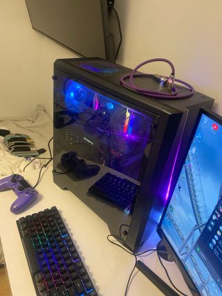 Ordenador Gaming Cooler Master RGB + pantalla 2k