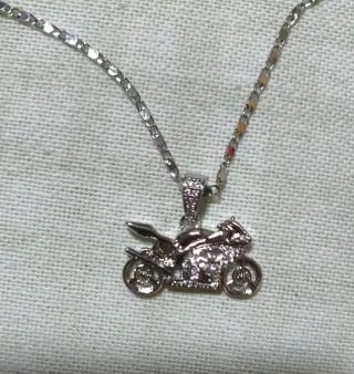 COLGANTE MOTO ACERO 