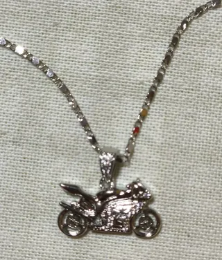COLGANTE MOTO ACERO 