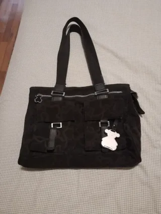 Bolso Tous Negro Auténtico medidas...
38 y alt 28