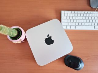 Mac Mini Apple 2012 i5 SSD 240Gb 4Gb Ram Ordenador