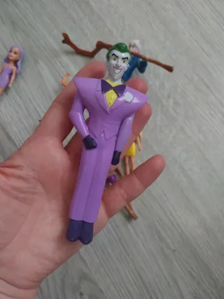 Lote de 8 figuras de personajes
