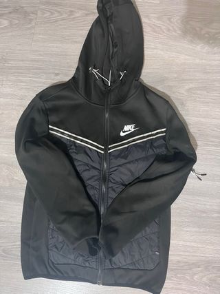 Chaqueta Nike Tech 