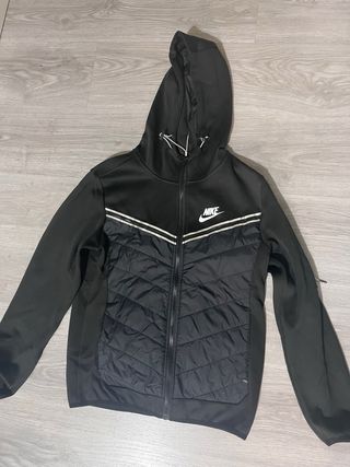 Chaqueta Nike Tech 