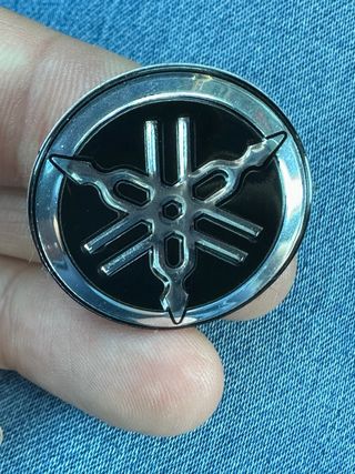 Logo Yamaha Aluminio