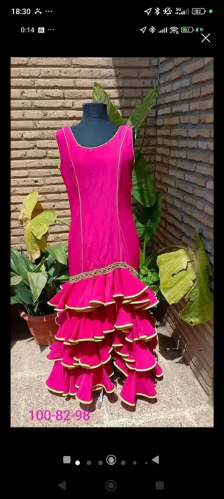 Trajes de flamenca rojos y beige