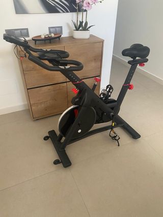 Bicicleta Estática Negra