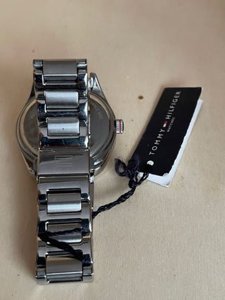 Reloj Tommy Hilfiger Plata y Blanco
