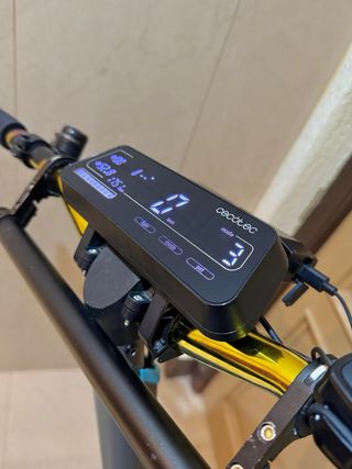 Patinete Eléctrico Cecotec Bongo Z City