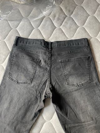 Pantalón vaquero gris slim fit In Extenso