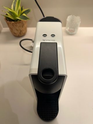 Cafetera Nespresso Essenza