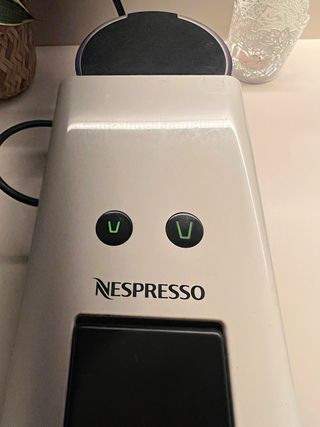 Cafetera Nespresso Essenza