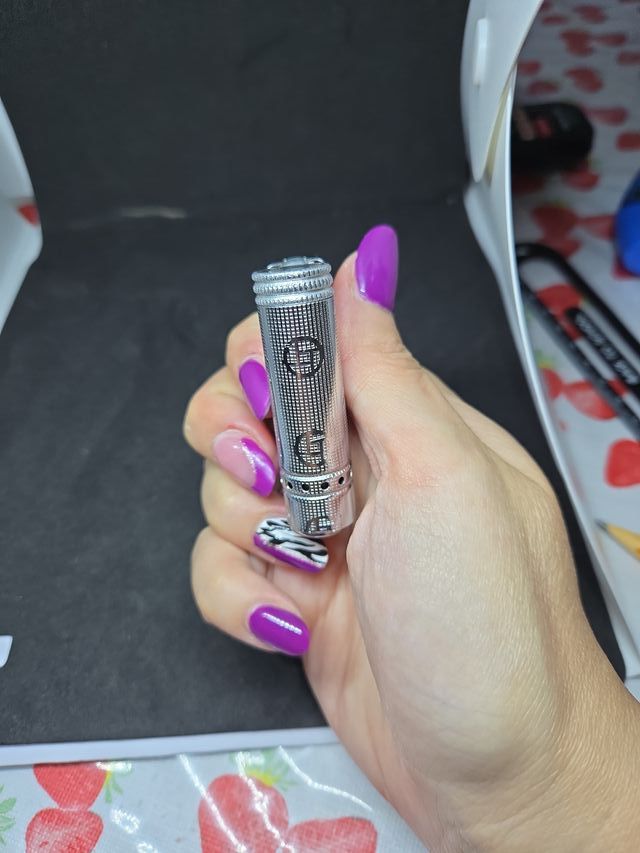 Accendino metallo design vintage