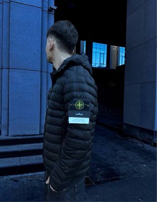Chaqueta Stone Island Negra Plumas