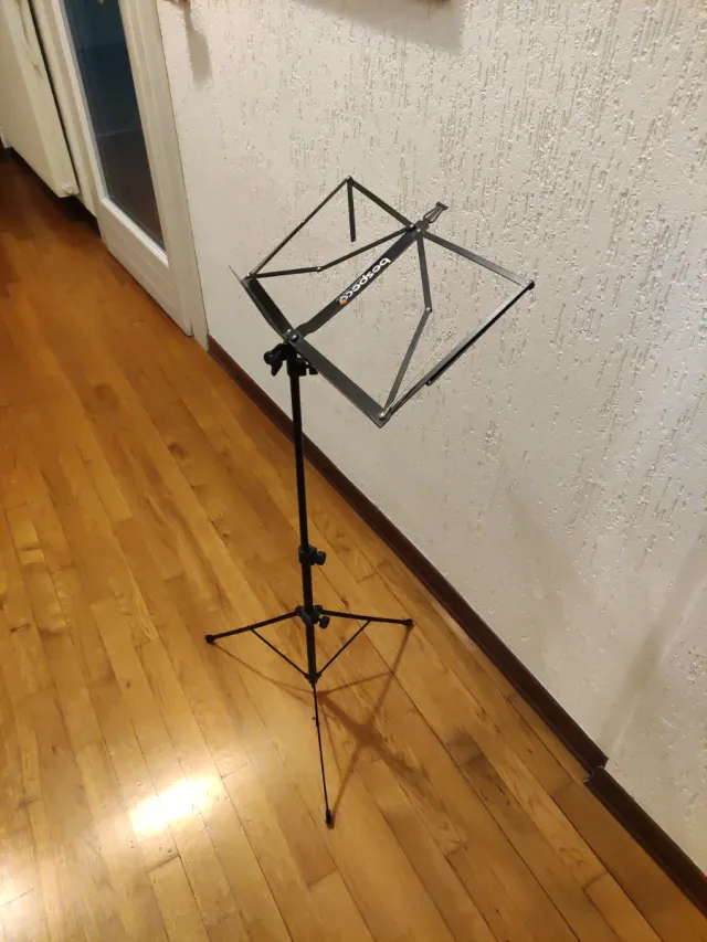 Leggio musicale Bespeco