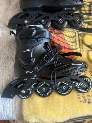 Patines en Línea Negros