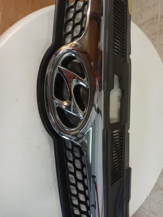 Rejilla Delantera Hyundai i30 2007