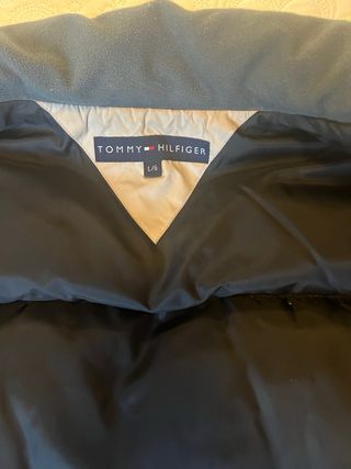 Chaleco plumífero Tommy Hilfiger negro