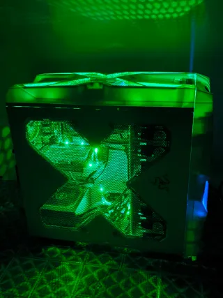 Torre PC i7 24GB 2TB SSD