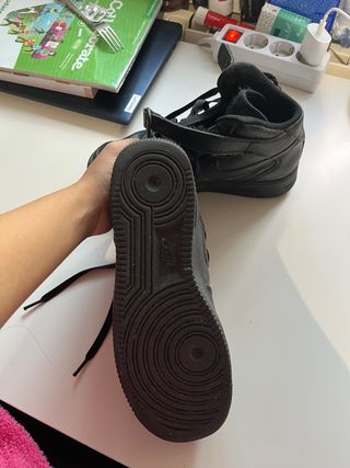 Nike Air Force 1 Altas Negras