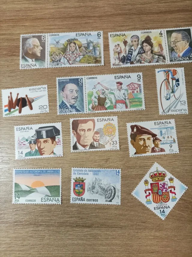 1983. Lote 28 sellos España