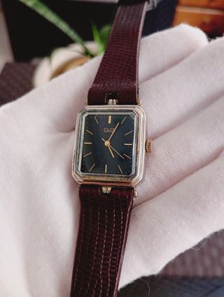 Reloj Q&Q Vintage Rectangular Negro