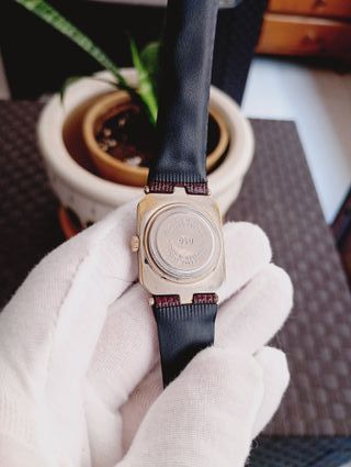 Reloj Q&Q Vintage Rectangular Negro