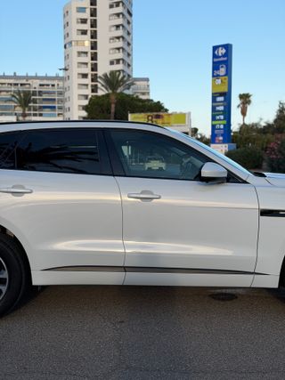 Jaguar F-Pace 2020