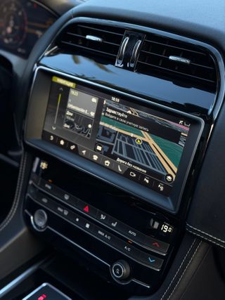 Jaguar F-Pace 2020