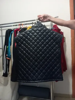 Chaqueta acolchada sin mangas